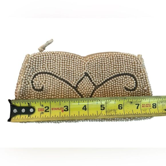 Vintage hand-beaded Clutch - Picture 8 of 9